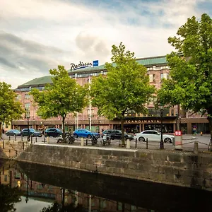 Radisson Blu Scandinavia Hotel, Hotel